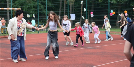 Powiększ grafikę: dzien-dziecka-w-szkole-624666.jpg