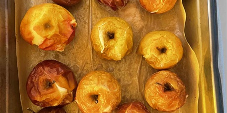 Powiększ grafikę: dzien-jablka-w-przedszkolu-653963.jpg